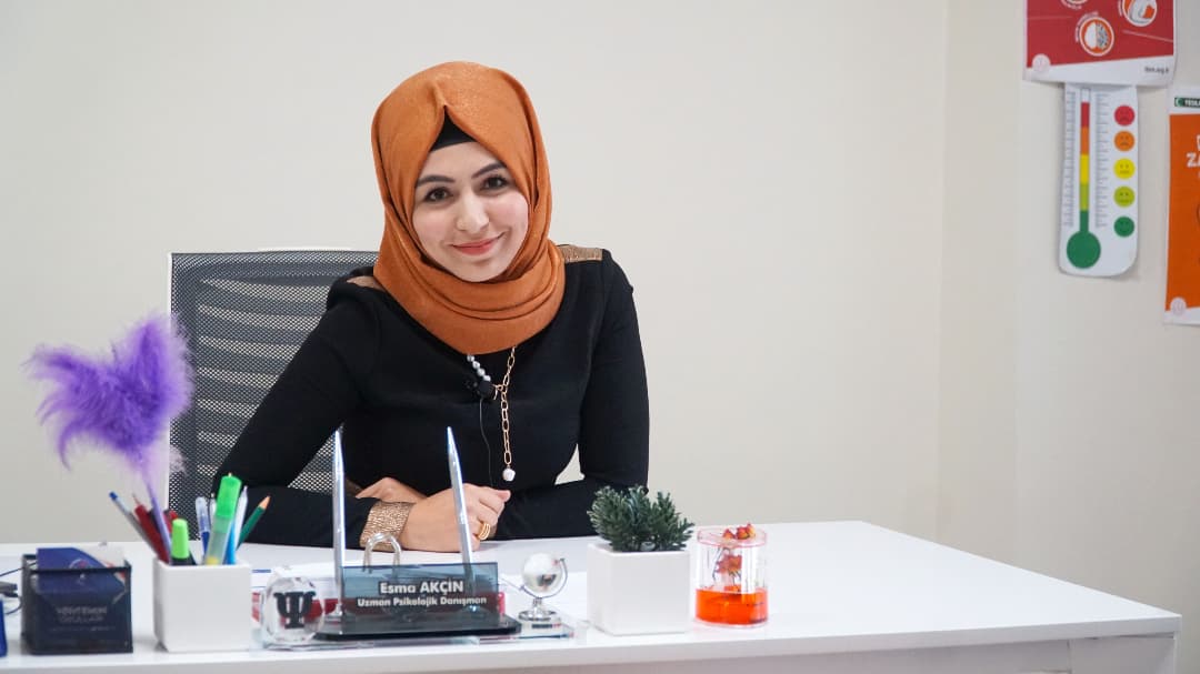 Psikolojik Danışman Esma AKÇİN BARKİYER